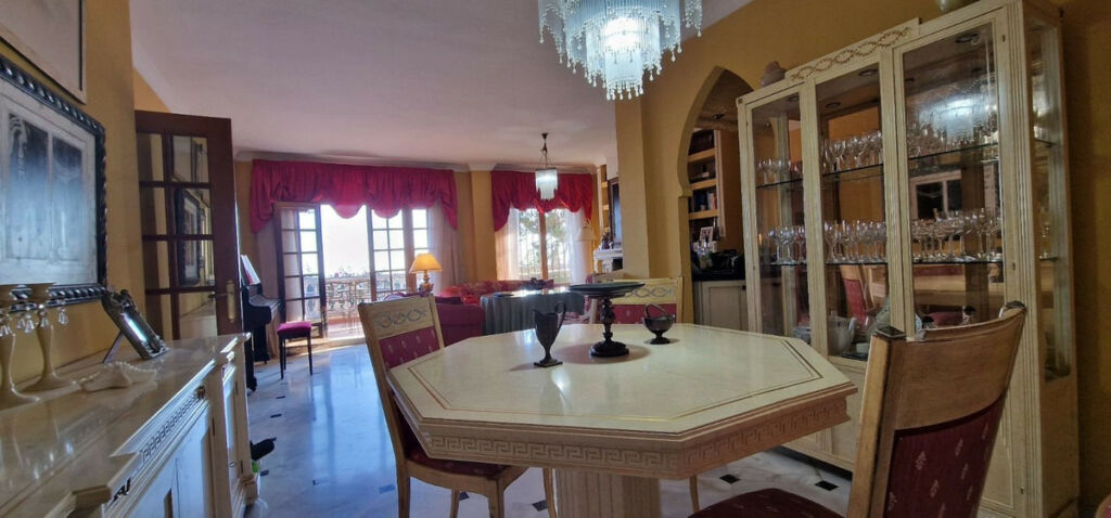 Detached Villa Málaga Este Málaga - image 8