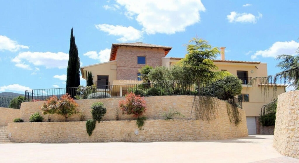 Detached Villa Penaguila Alicante - image 9