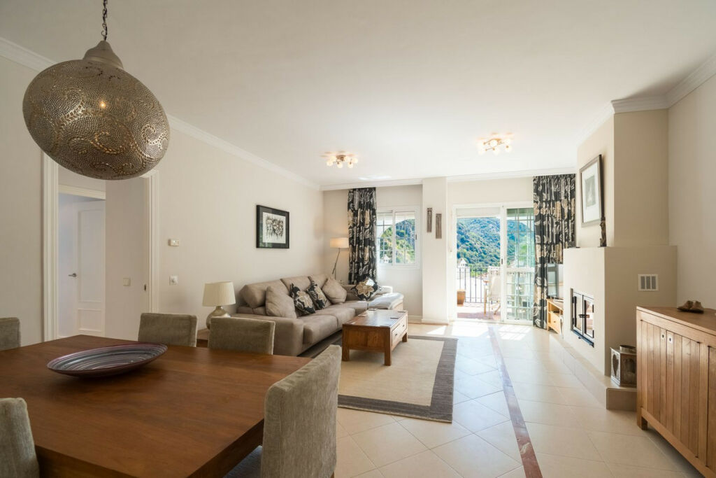 Penthouse Duplex Benahavís Málaga - image 9