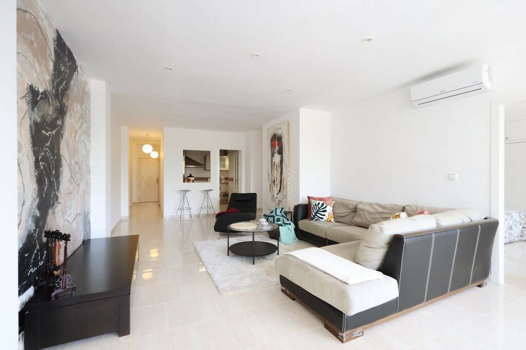 Middle Floor Apartment Torrevieja Alicante - image 9