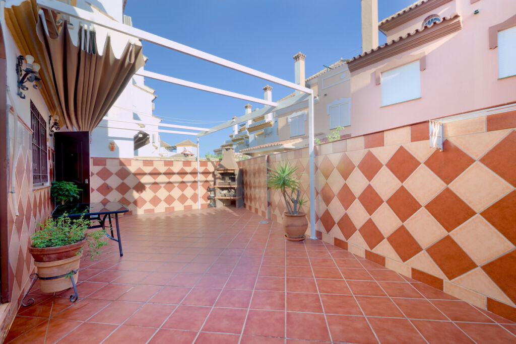 Townhouse Torre del Mar Málaga - image 2