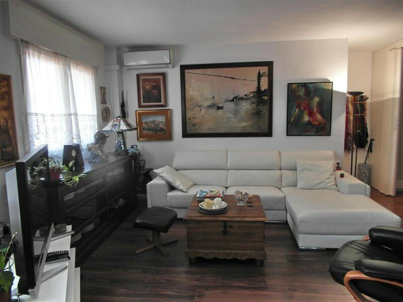 Middle Floor Apartment Mezquitilla Málaga