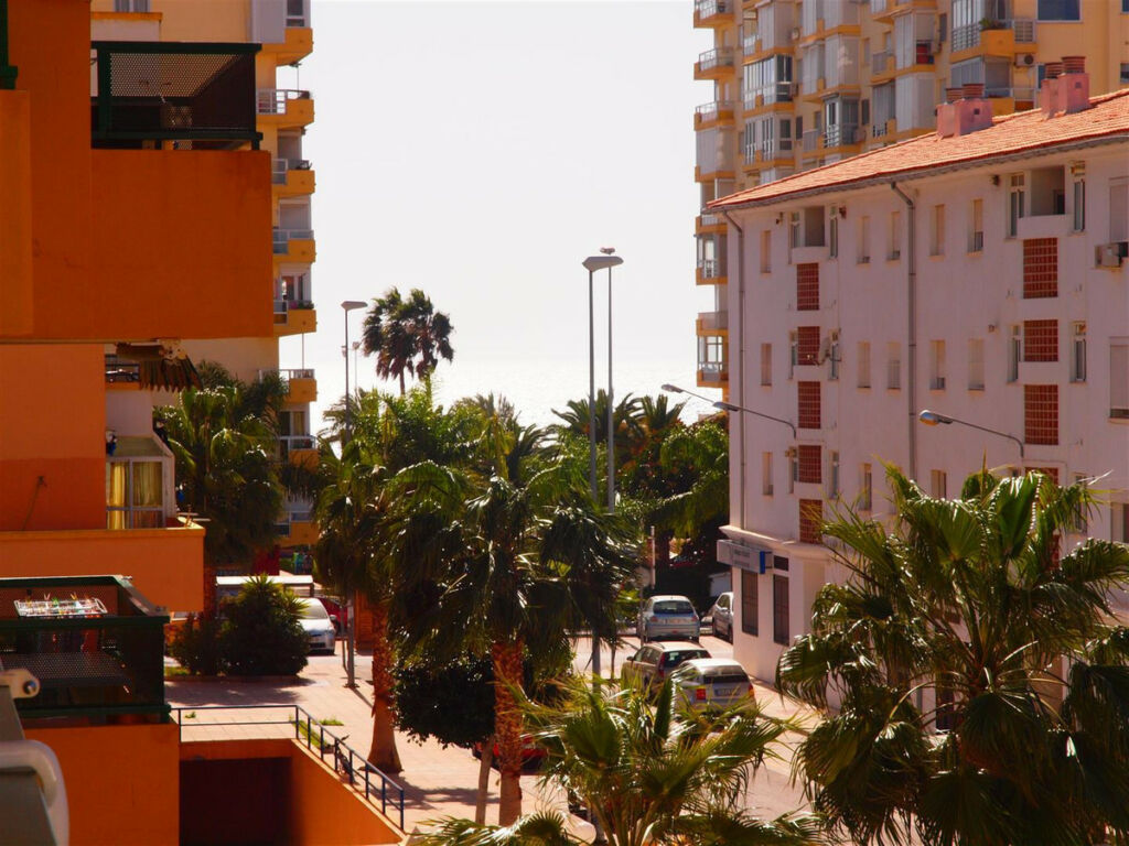 Middle Floor Apartment Algarrobo Málaga