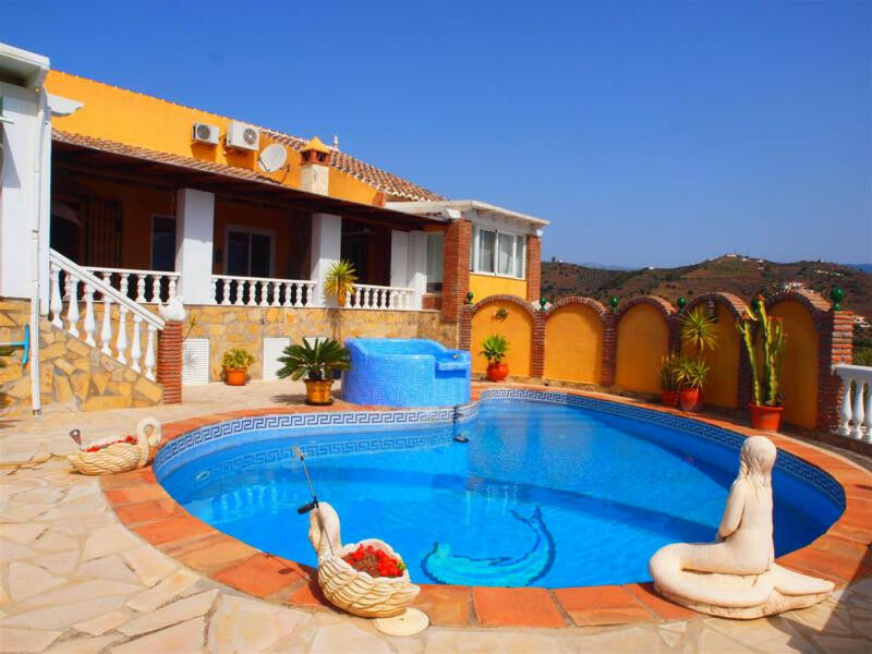 Detached Villa Torrox Málaga