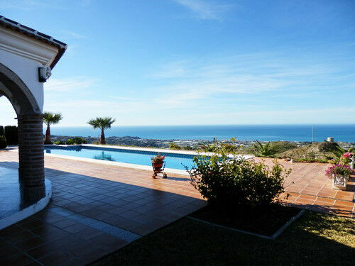 Detached Villa Algarrobo Málaga