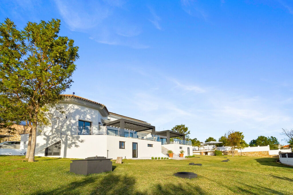Detached Villa Benalmadena Málaga