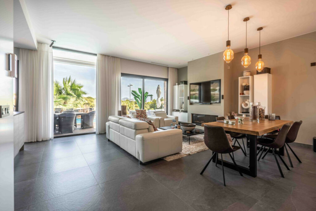 Detached Villa Finestrat Alicante - image 2