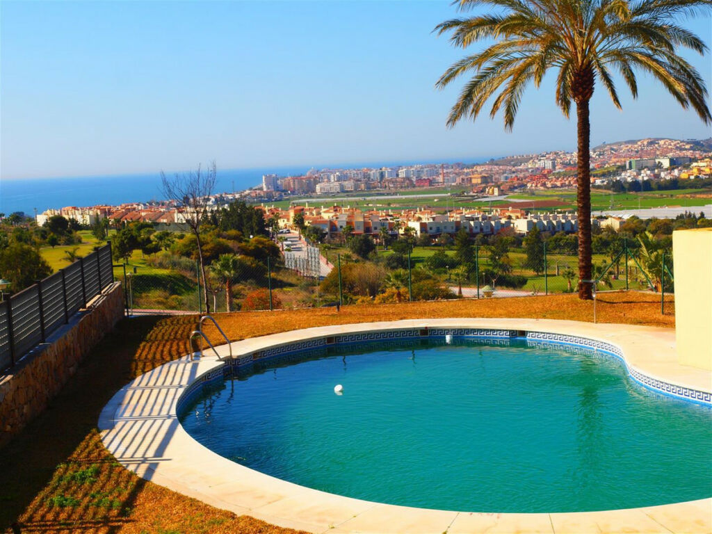 Middle Floor Apartment Caleta de Vélez Málaga