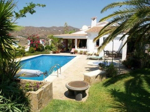 Detached Villa Benajarafe Málaga