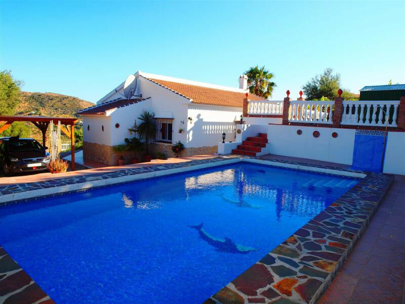 Detached Villa Alcaucín Málaga