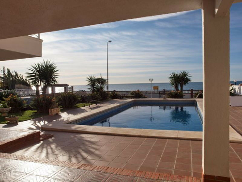 Detached Villa Benajarafe Málaga
