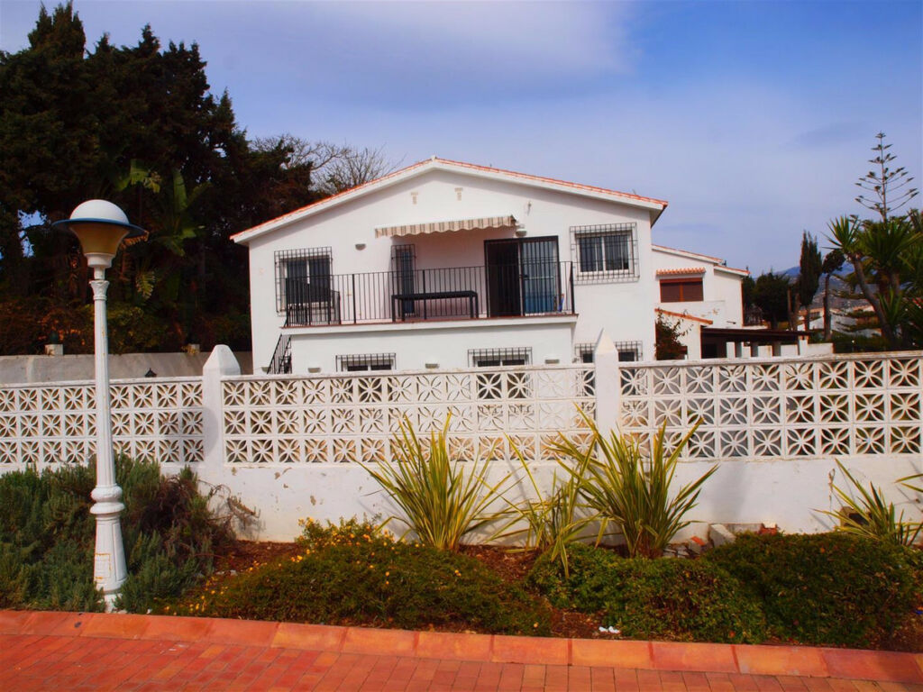 Detached Villa Caleta de Vélez Málaga