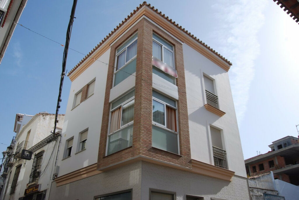 Middle Floor Apartment Torrox Málaga