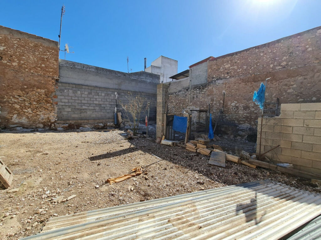Land Pinoso Alicante