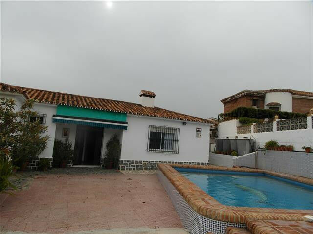 Detached Villa Benajarafe Málaga