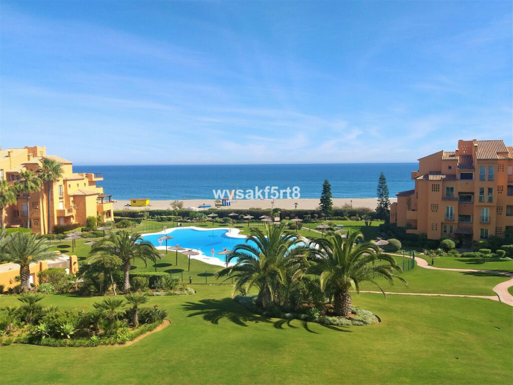 Ground Floor Apartment La Duquesa Málaga - image 36