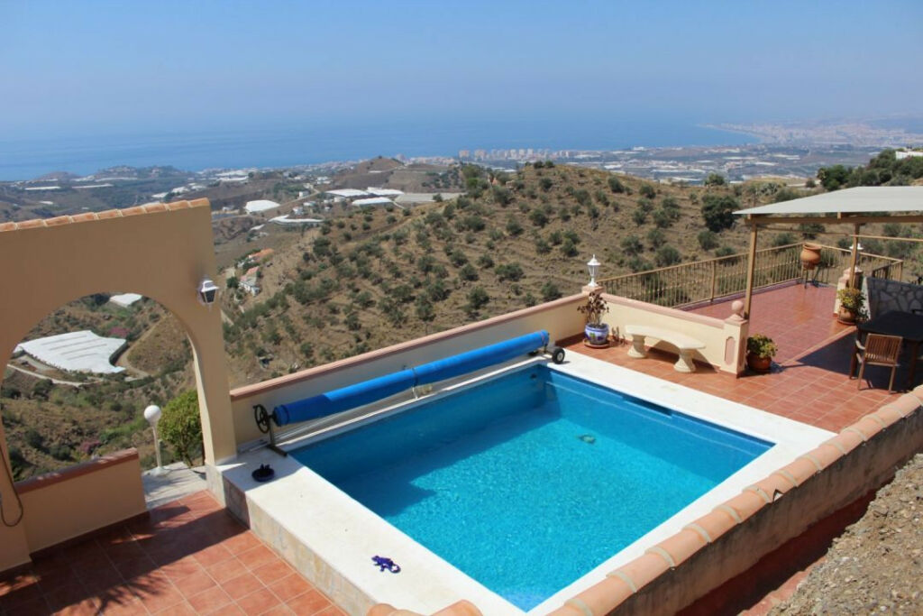 Detached Villa Algarrobo Málaga