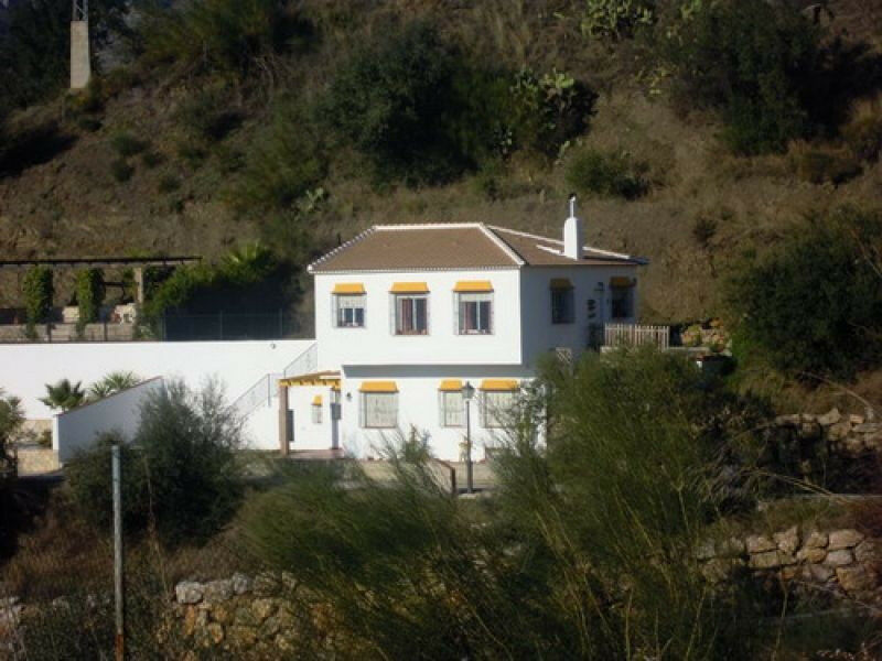 Detached Villa Alcaucín Málaga