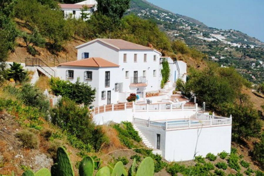 Detached Villa Canillas de Albaida Málaga