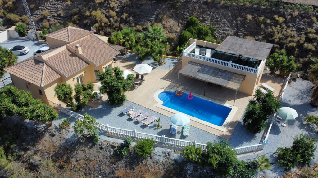 Detached Villa Algarrobo Málaga - image 2