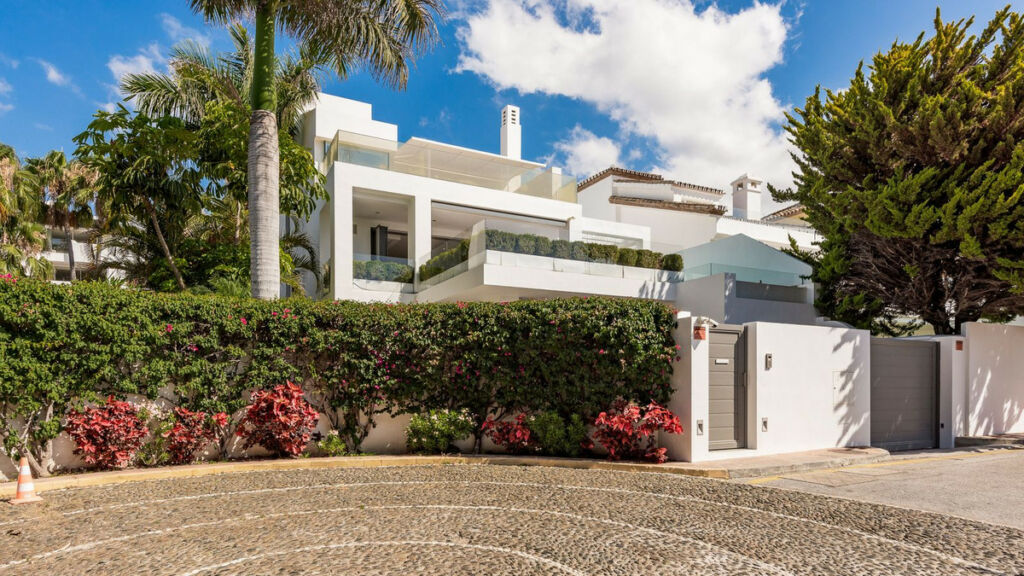 Detached Villa The Golden Mile Málaga