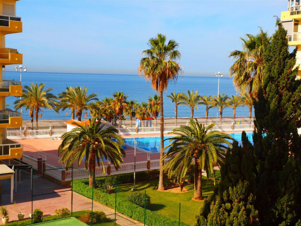 Middle Floor Apartment Algarrobo Málaga