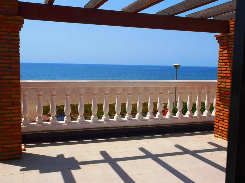 Detached Villa Benajarafe Málaga