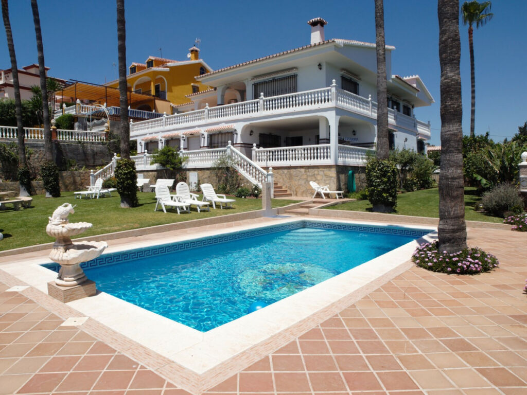 Detached Villa Almayate Málaga