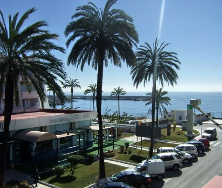 Middle Floor Apartment Caleta de Vélez Málaga