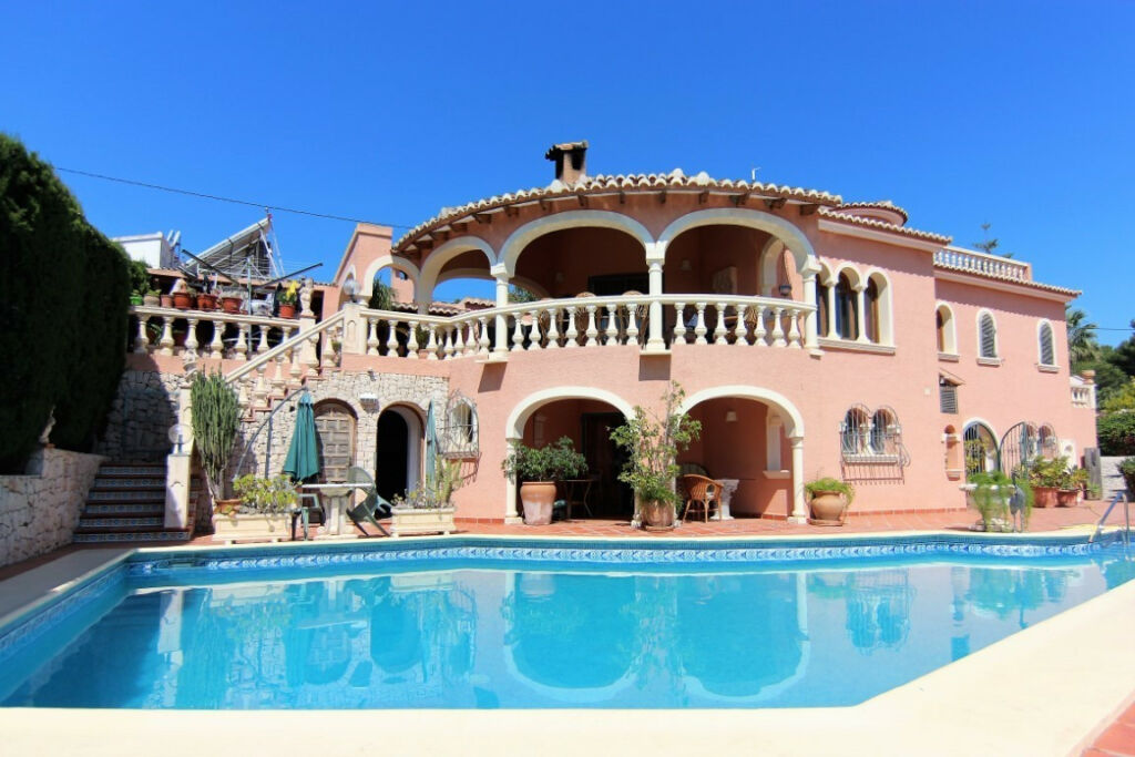 Detached Villa Benissa Alicante - image 2