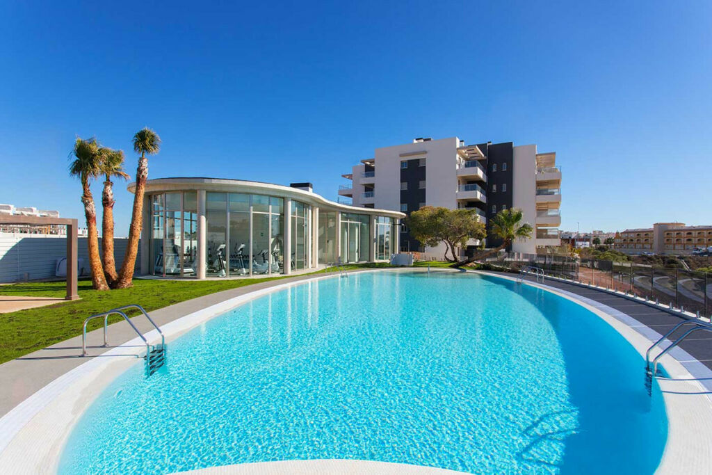 Middle Floor Apartment Villamartin Alicante