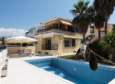 Detached Villa Caleta de Vélez Málaga