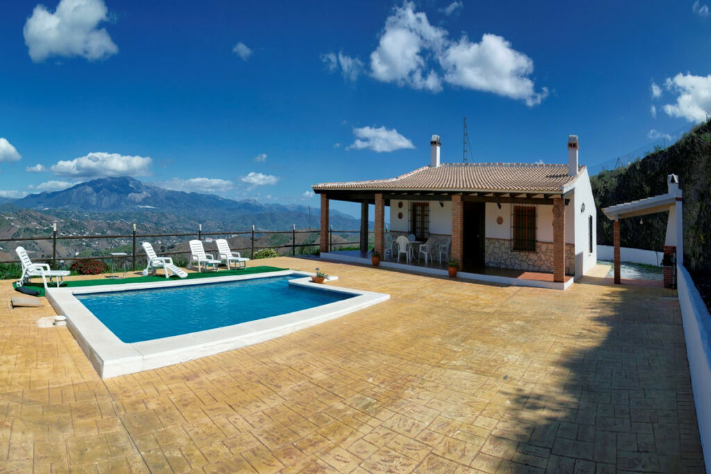 Finca - Cortijo Almachar Málaga