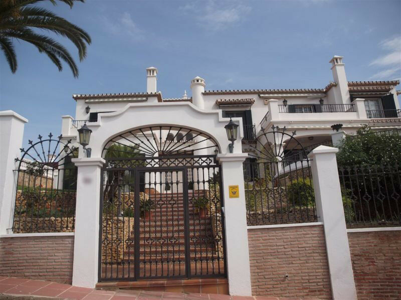 Detached Villa Caleta de Vélez Málaga