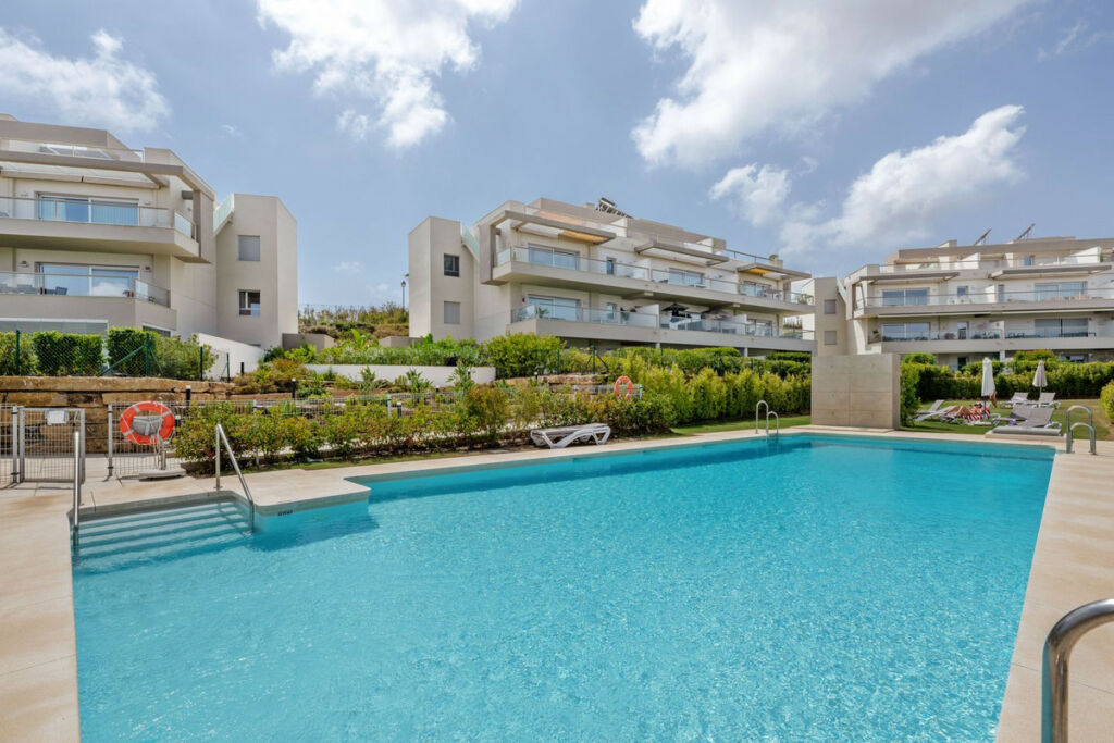 Middle Floor Apartment La Cala Golf Málaga - image 12