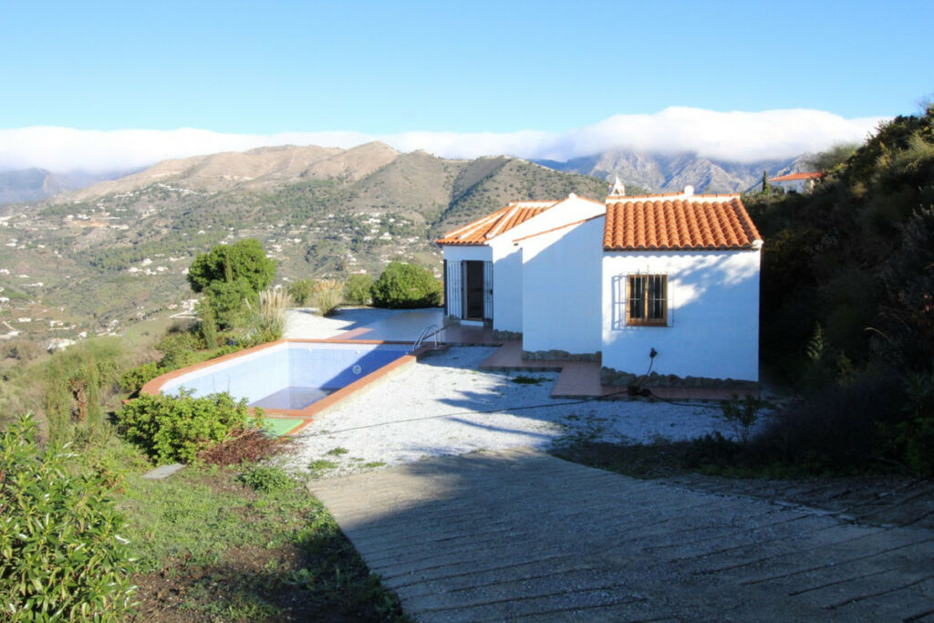 Detached Villa Cómpeta Málaga