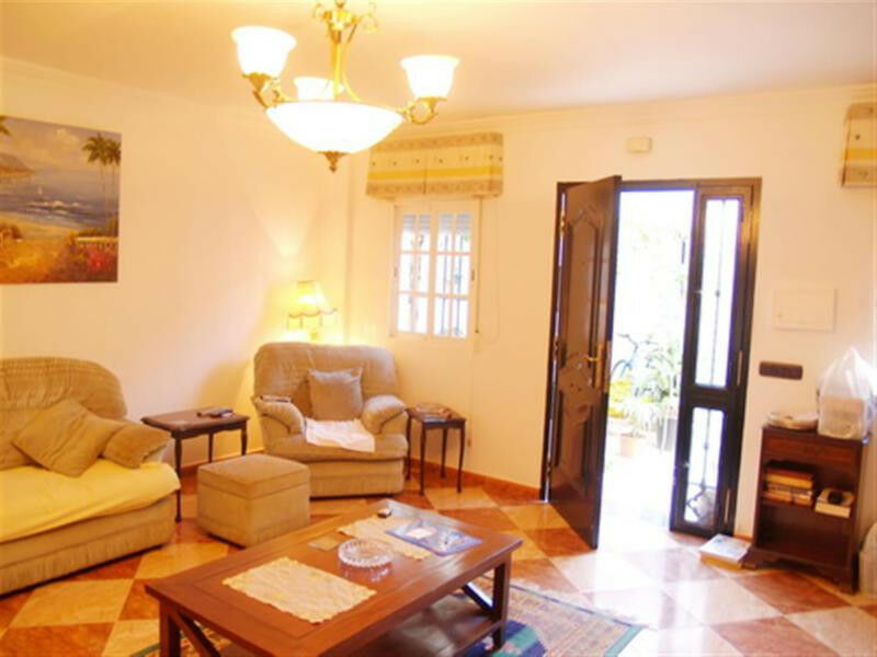 Townhouse Benamocarra Málaga