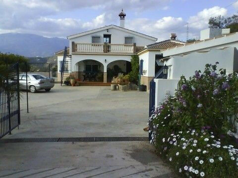 Detached Villa Sayalonga Málaga