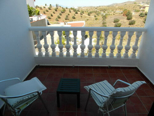 Semi-Detached House Benajarafe Málaga - image 10