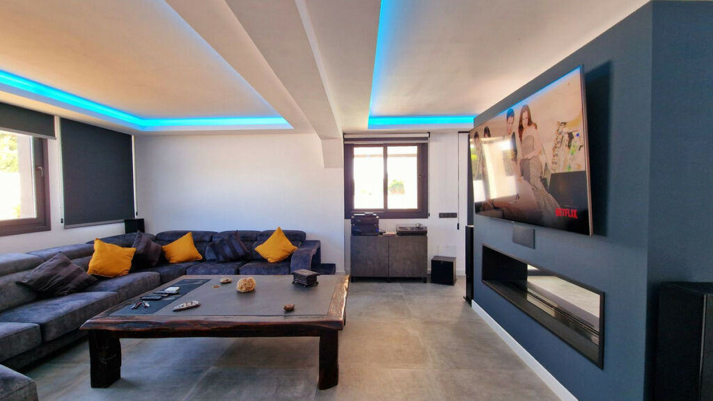 Detached Villa San Pedro de Alcántara Málaga - image 11