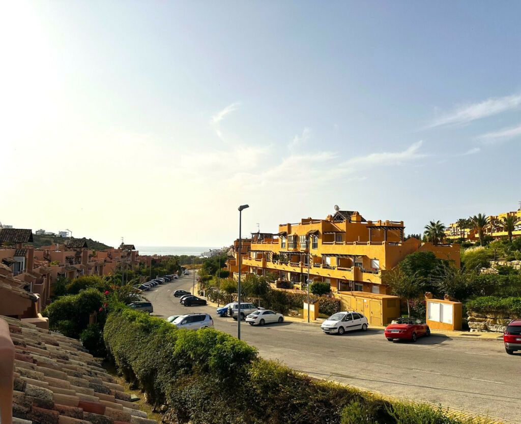 Top Floor Apartment Casares Playa Málaga - image 10