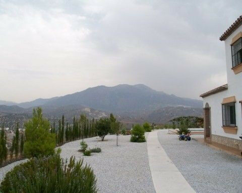 Detached Villa Viñuela Málaga - image 10