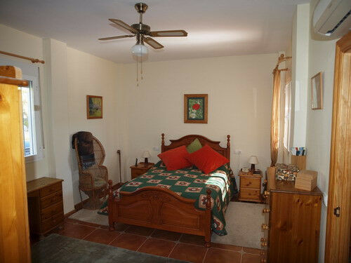 Detached Villa Viñuela Málaga - image 10