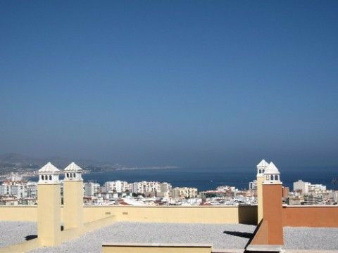 Middle Floor Apartment Torre del Mar Málaga - image 10