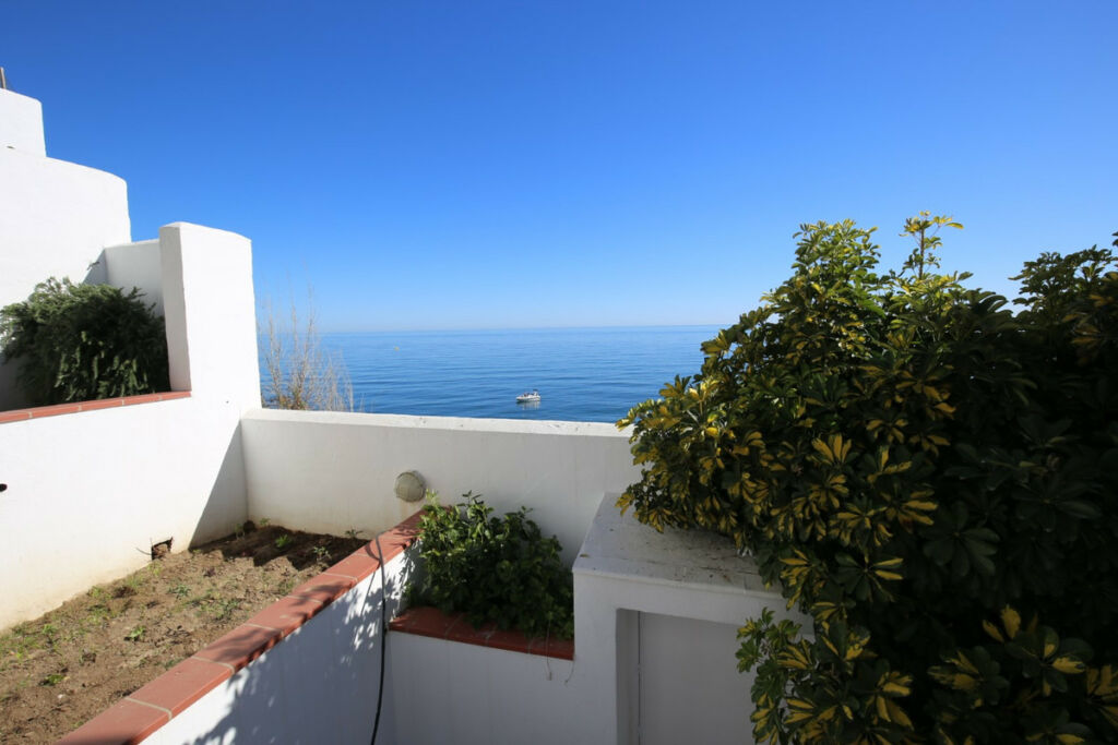 Detached Villa Rincón de la Victoria Málaga - image 10