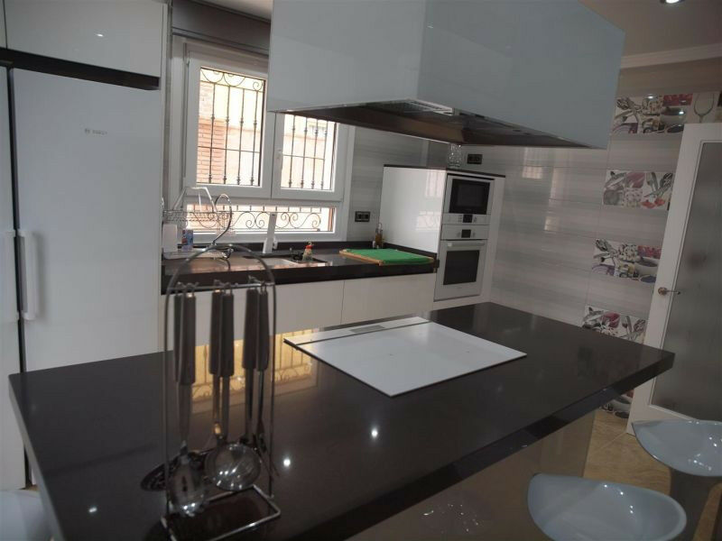 Detached Villa Torre del Mar Málaga - image 10