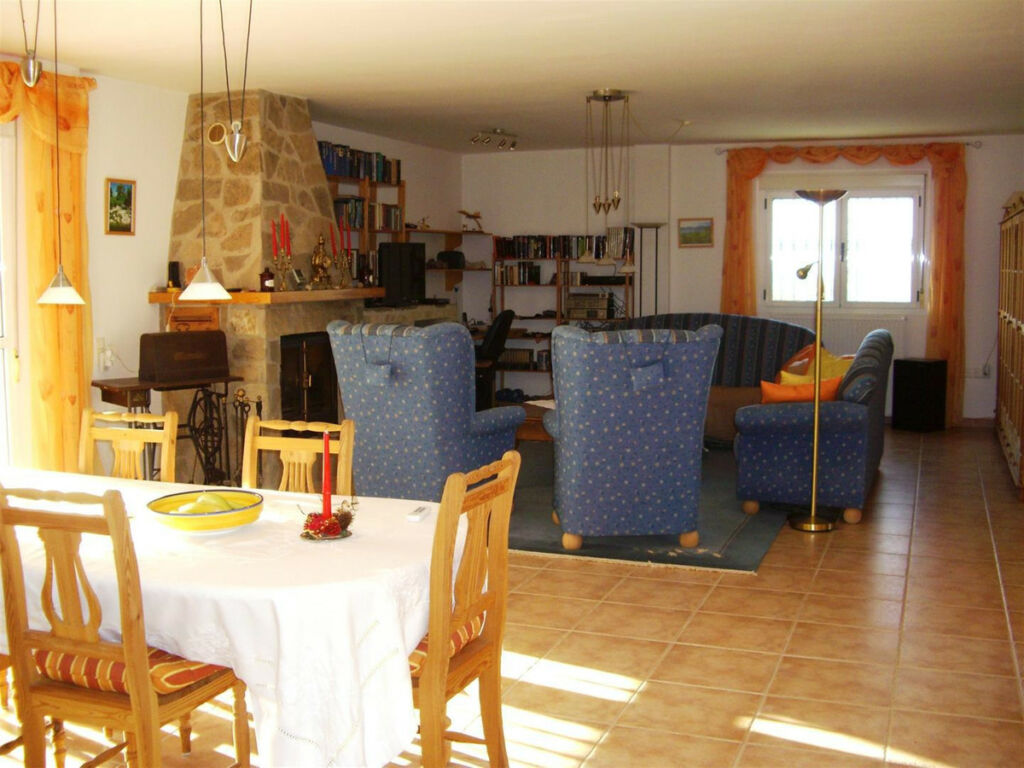 Detached Villa Alcaucín Málaga - image 10