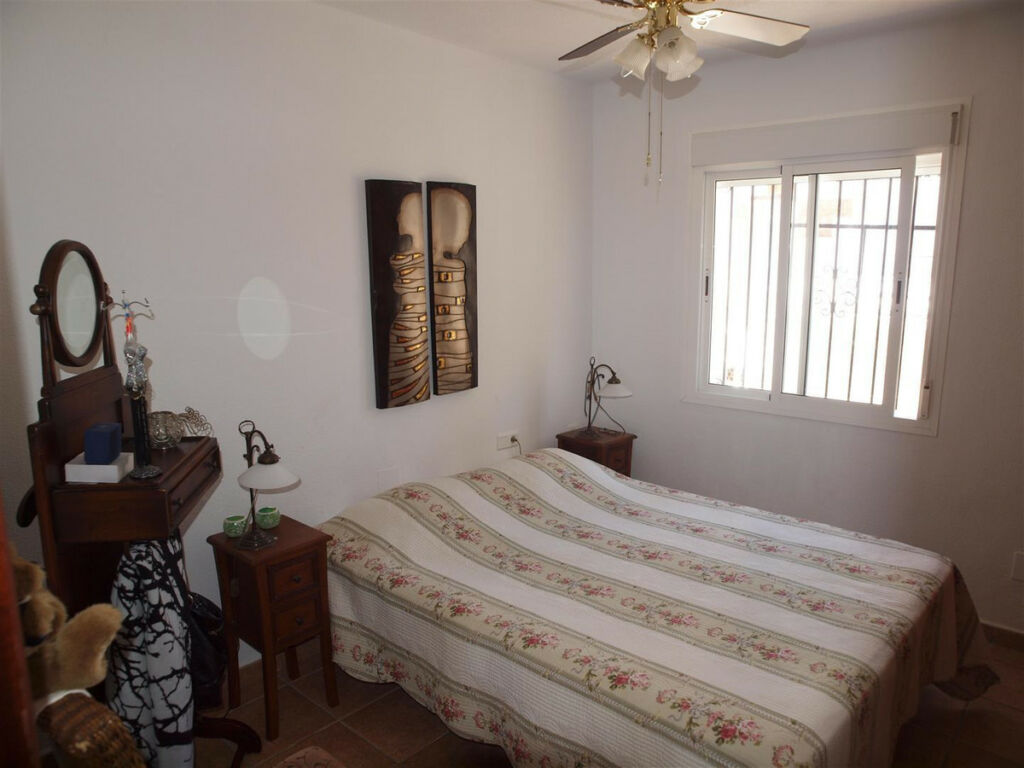 Middle Floor Apartment Benajarafe Málaga - image 10