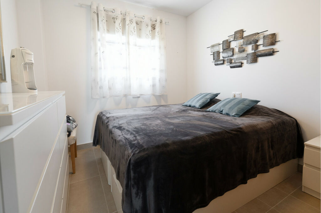 Penthouse Villamartin Alicante - image 10