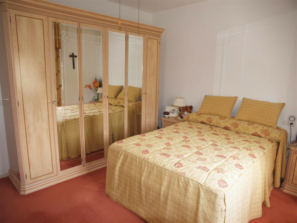 Detached Villa Viñuela Málaga - image 10